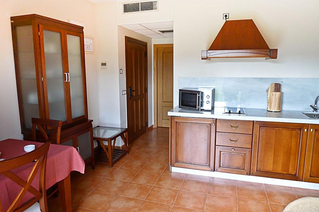 Apartamentos Rurales Antojanes Granda  部屋 写真