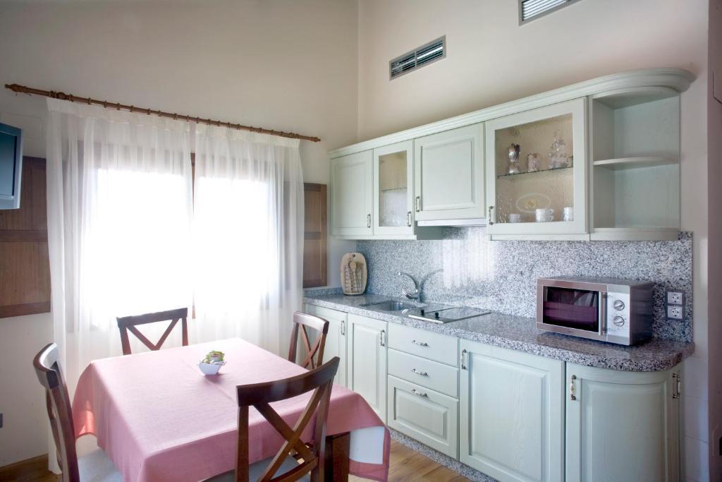 Apartamentos Rurales Antojanes Granda  部屋 写真